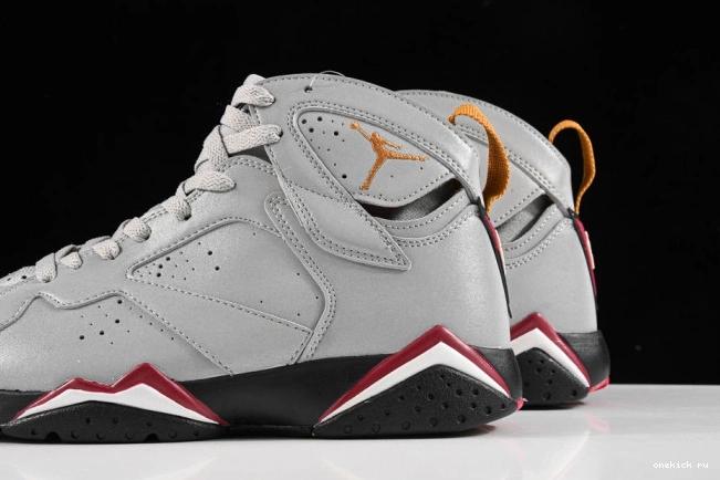 Chep Onekick BV6281-006 Cardinal 7 Jordan Reflective Air 0730